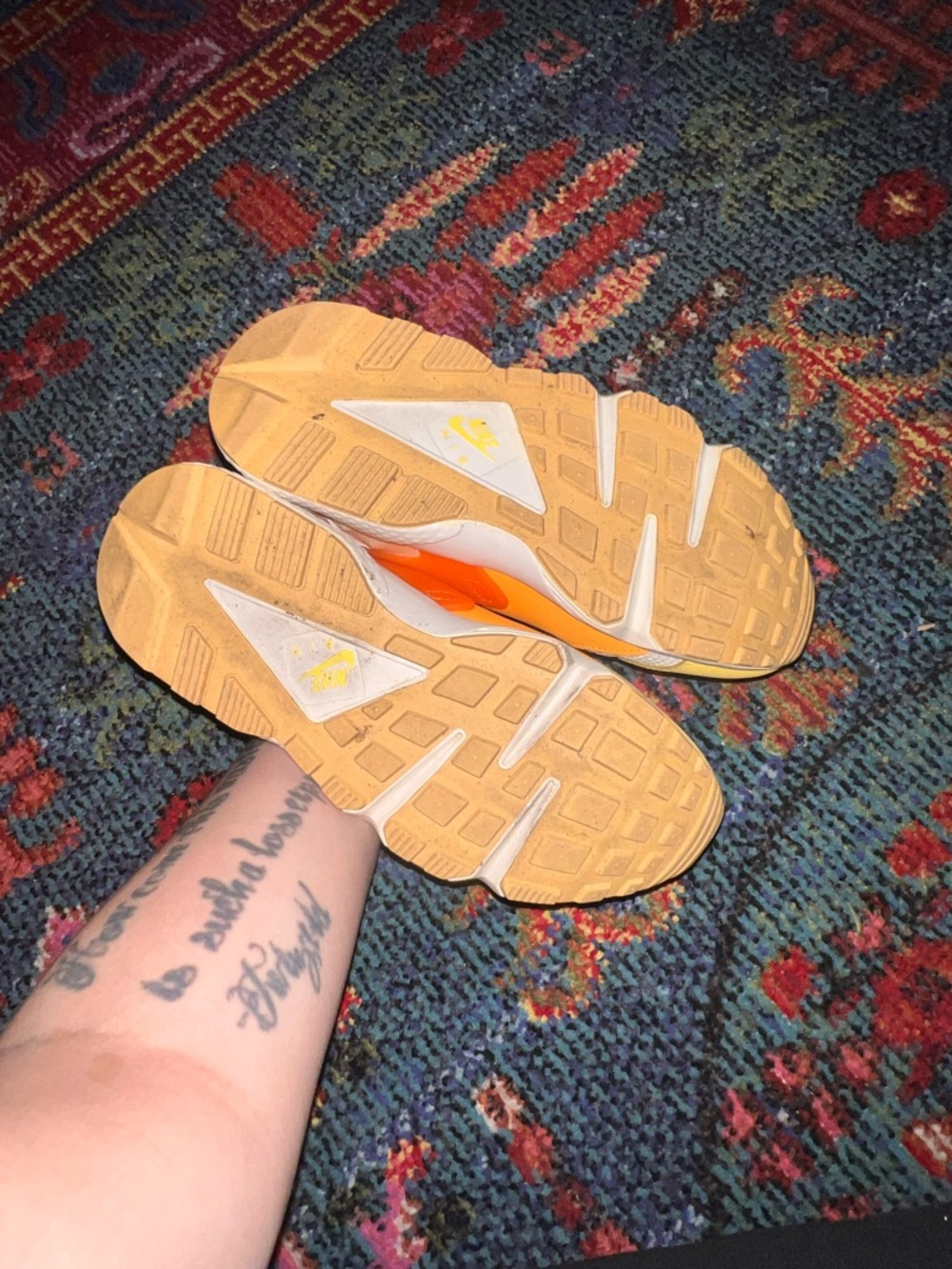 Nike huarache, color: solar flare - Picture 4 of 4